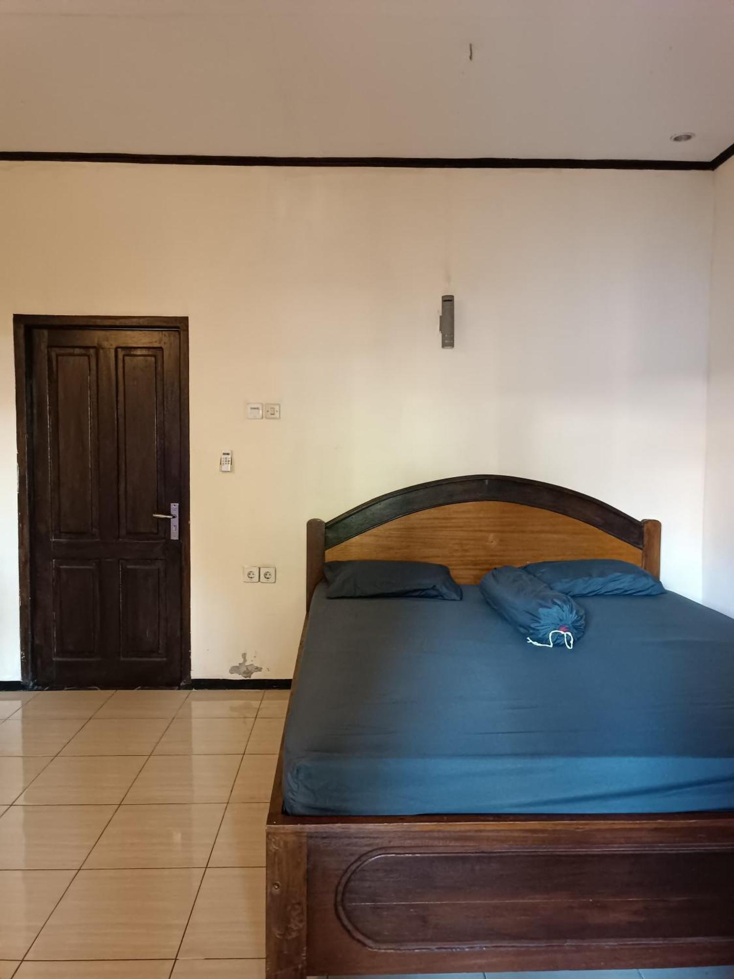 Solla_Homestay กิลิไอร์ ภายนอก รูปภาพ