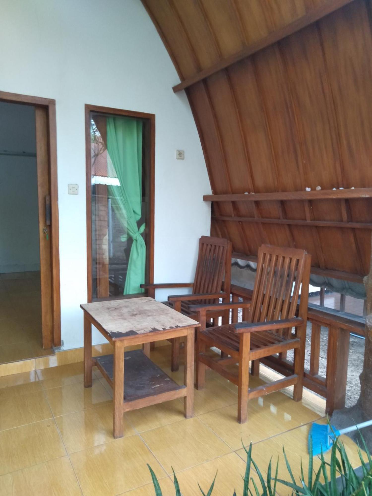 Solla_Homestay กิลิไอร์ ภายนอก รูปภาพ