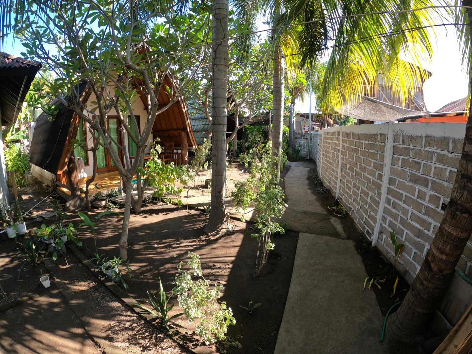 Solla_Homestay กิลิไอร์ ภายนอก รูปภาพ